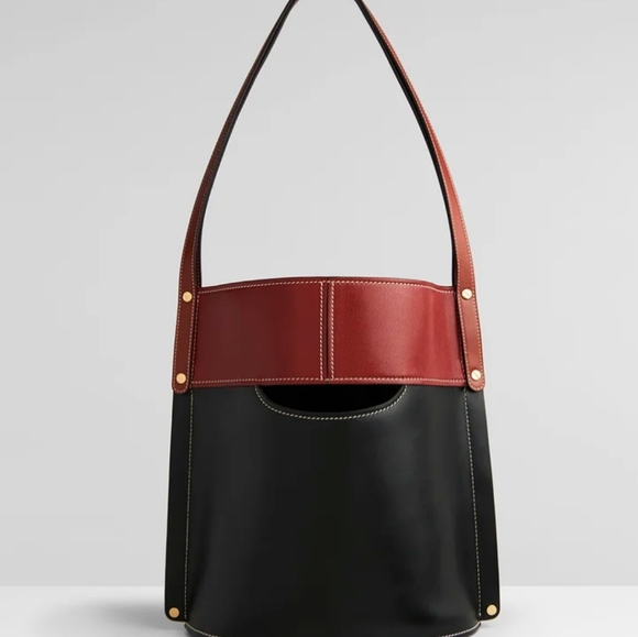NWT Chloe Aby Medium Bucket - Picture 2 of 6